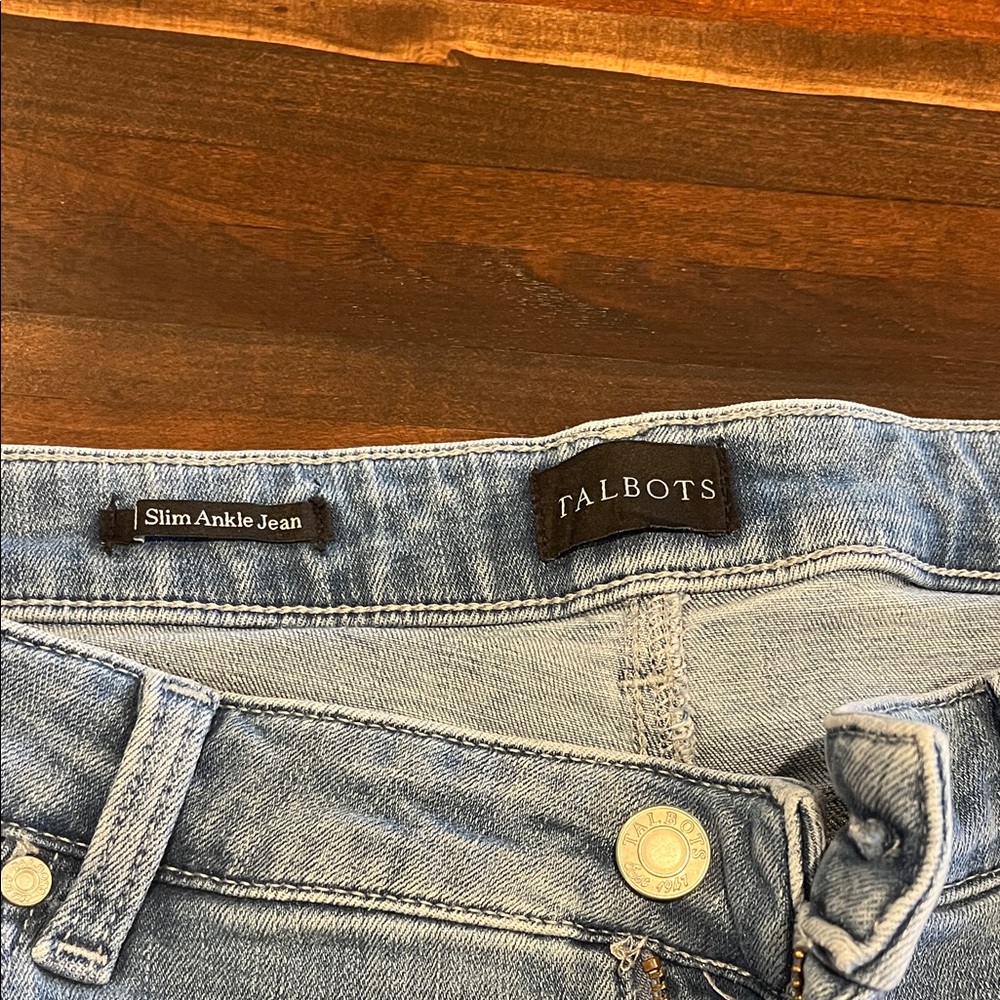 Talbots Light Blue Denim Jeans - Picture 2 of 3